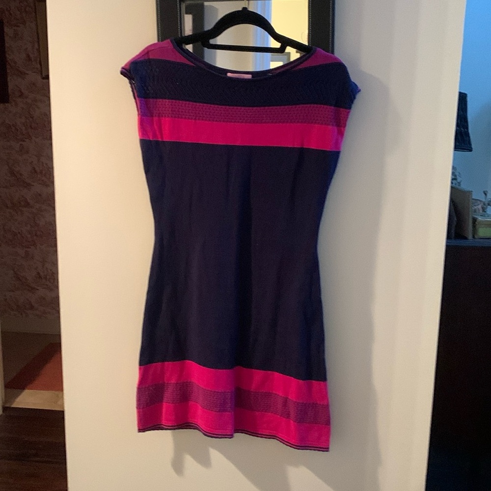 Lilly Pulitzer Sleeveless Knit Dress in Blue and Pink stripes size small EUC